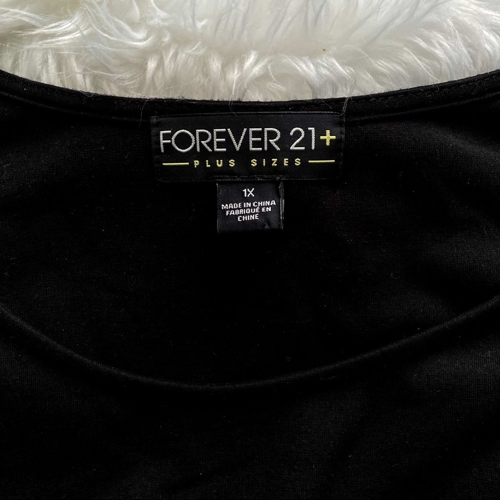 Forever 21 Jeweled Top - Picture 4 of 6
